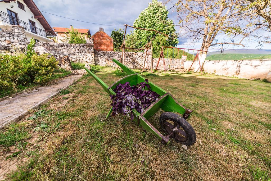 Apartment Una Dreams Lohovo Bihać Eksteriør billede